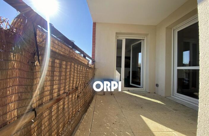Appartement avec terrasse et 2 places de parking privées, à deux pas du centre ville ! — photo 2