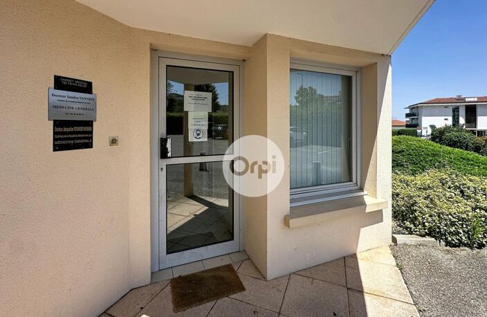 Appartement À Vendre — photo 2