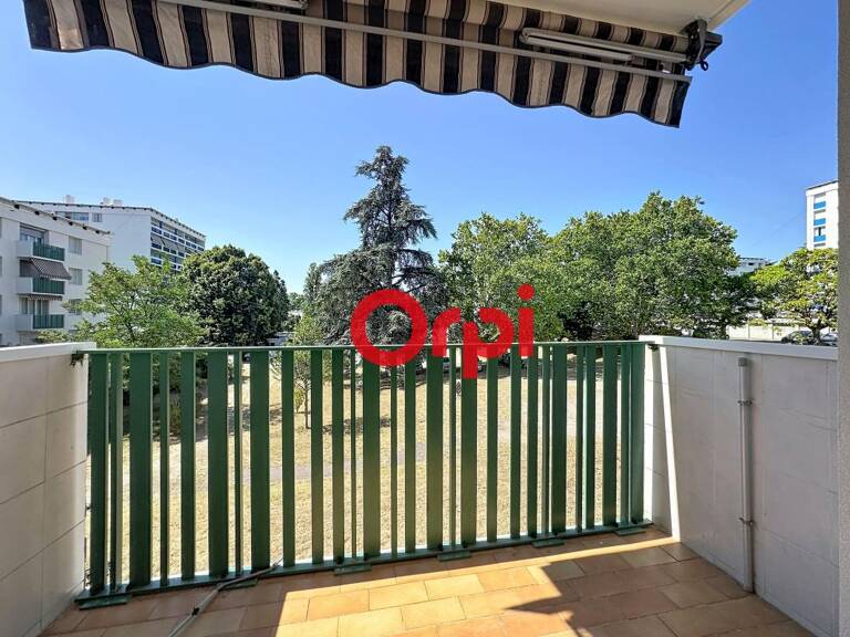 Appartement À Vendre — photo 1