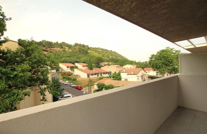 Appartement À Vendre — photo 2