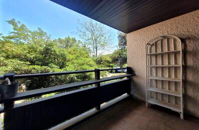 Appartement À Vendre — photo du bien