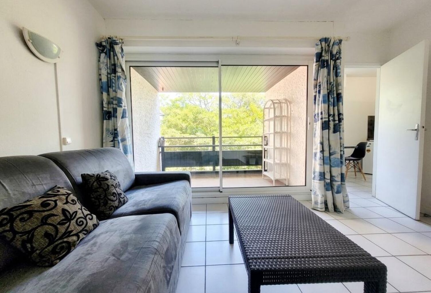 Appartement À Vendre — photo 1