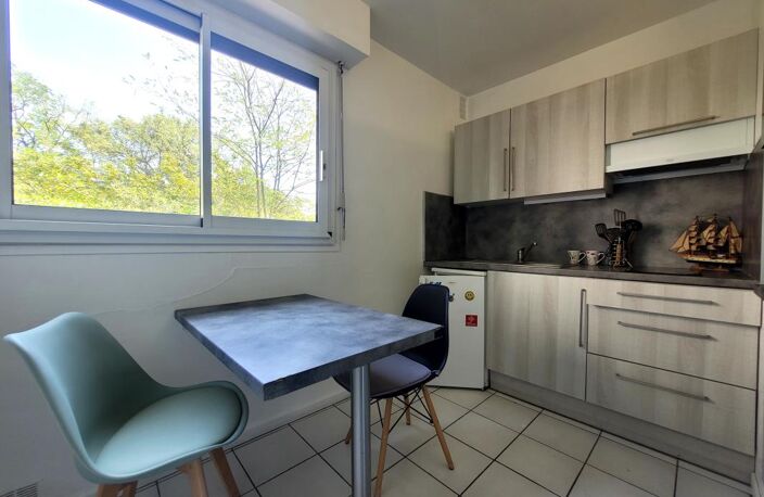 Appartement À Vendre — photo 2