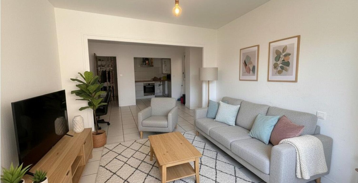À vendre – Appartement T2 en centre-ville de Dax — photo 1
