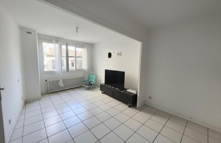 À vendre – Appartement T2 en centre-ville de Dax — photo 3