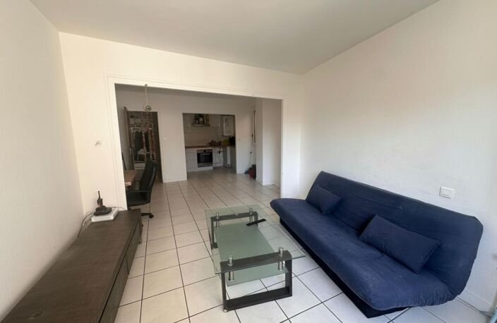 À vendre – Appartement T2 en centre-ville de Dax — photo 4