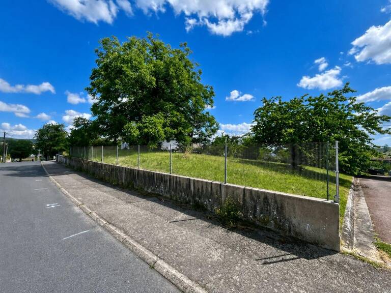 Terrain à vendre proche Nancy | Grande parcelle avec 23m de façade — photo 1