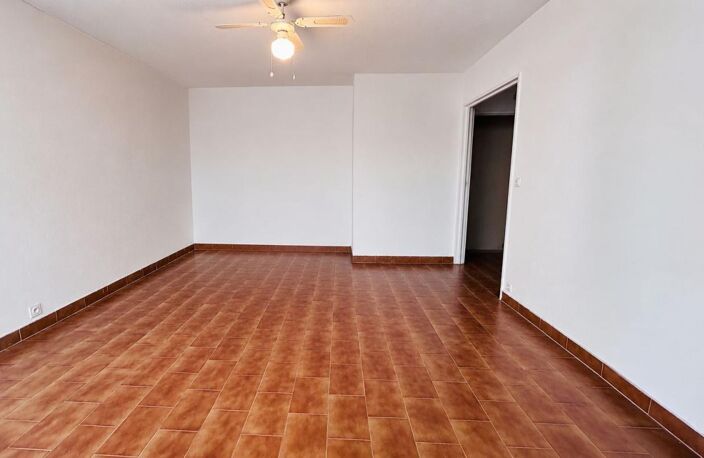 Studio 31 m² avec véranda et grenier – Centre de Saint-Raphaël — photo 2