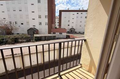 Appartement 3 pièces 850 €