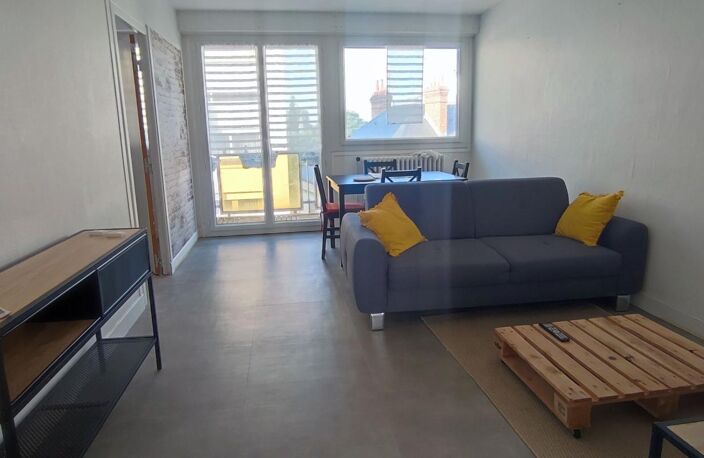 Appartement À Louer — photo 2