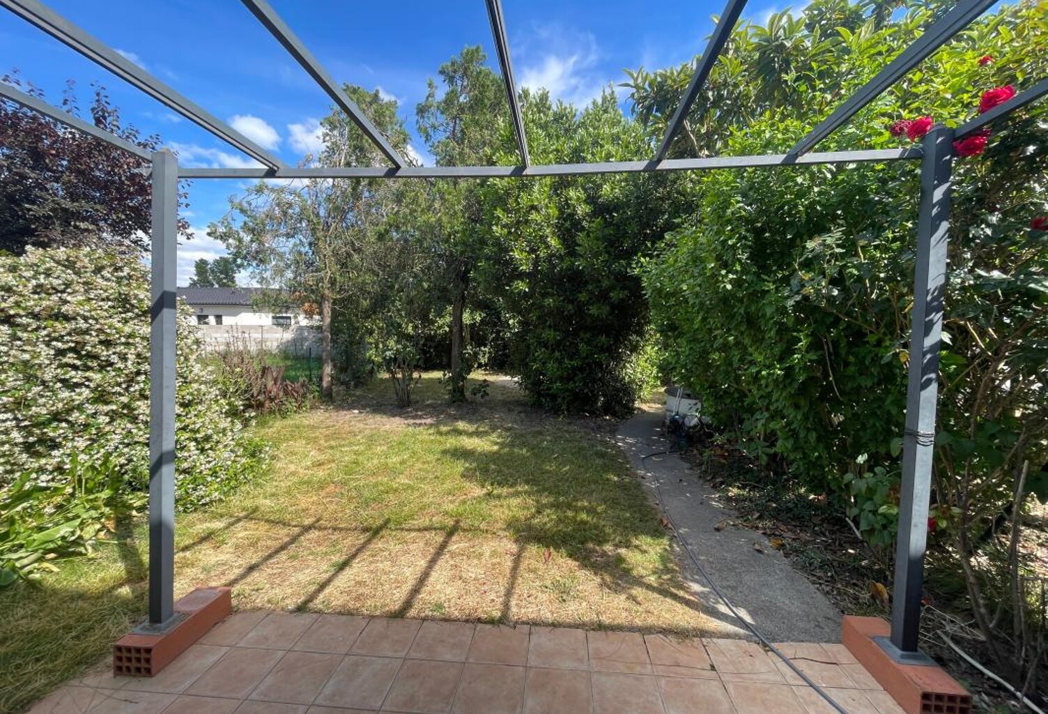 Appartement T4 de 110m² et jardin St Jory — photo 1