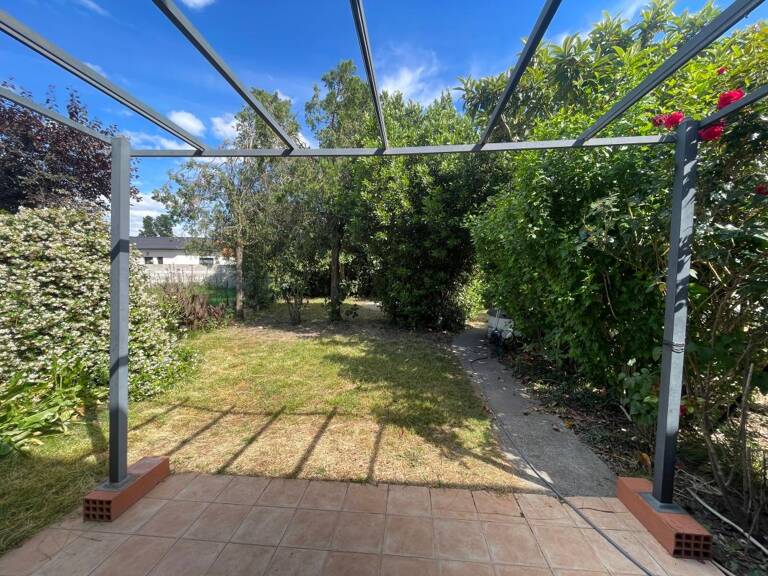 Appartement T4 de 110m² et jardin St Jory — photo 1