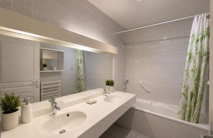 Appartement À Vendre Jean Jaurès T2
56,40 m², lumineux, calme, extérieur, cave — photo 4