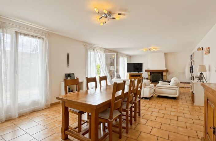 Maison À Vendre 170m² - 5 chambres — photo 3