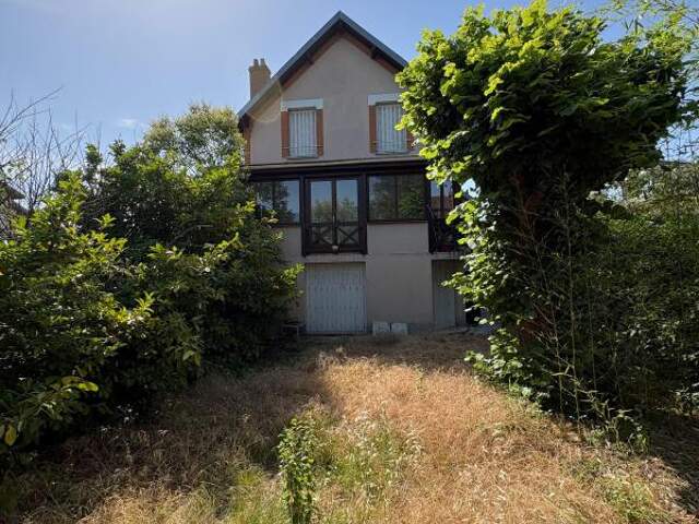 Toulouse Casselardit Élégante Maison Familiale de 201,72 m² avec Jardin — photo du bien