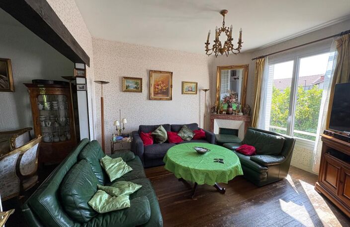 Toulouse Casselardit Élégante Maison Familiale de 201,72 m² avec Jardin — photo 2
