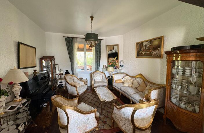 Toulouse Casselardit Élégante Maison Familiale de 201,72 m² avec Jardin — photo 3
