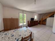 Maison, vue dégagée sur campagne — photo 3