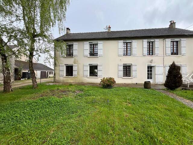 Authentique longère avec piscine, dépendances et belles prestations ? Cadre bucolique garanti — photo du bien
