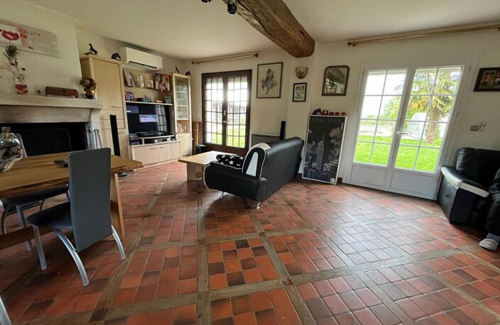 Authentique longère avec piscine, dépendances et belles prestations ? Cadre bucolique garanti — photo 3