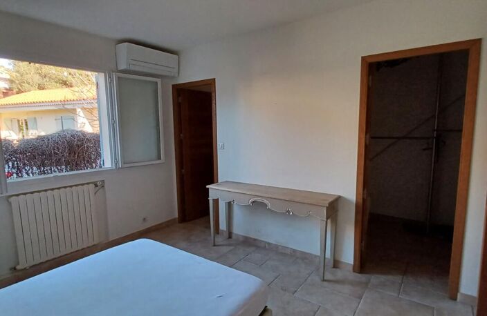 Maison proche port du Brusc — photo 5
