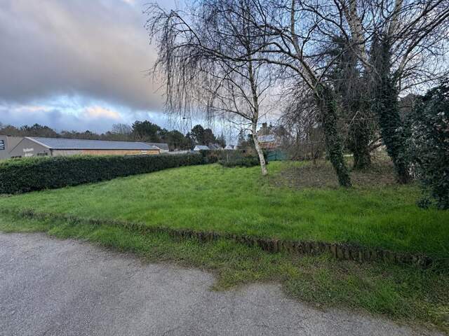 Terrain à bâtir de 532m², Proche bourg de Brech et commerces, EXCLUSIVITE — photo du bien