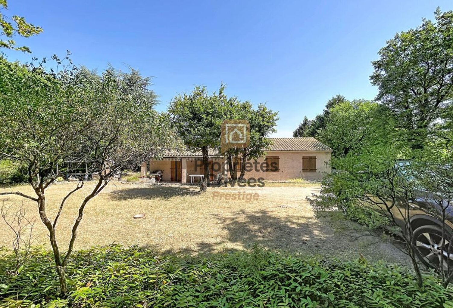 Villa T5 plain-pied 119 m², Terrain 1750 m², 4 chambres, Garage , Au calme , Saint-Maximin 83470 — photo 1