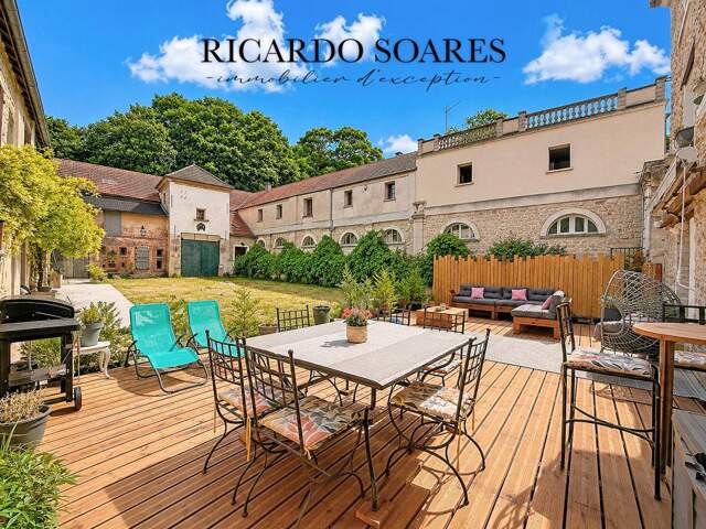 95500 LE THILLAY - DEMEURE DE CARACTÈRE DE 1820 / 206 m² au sol / CHARME & VOLUMES EXCEPTIONNELS / 4 ou 6 CHAMBRES — photo du bien