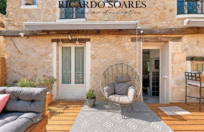 95500 LE THILLAY - DEMEURE DE CARACTÈRE DE 1820 / 206 m² au sol / CHARME & VOLUMES EXCEPTIONNELS / 4 ou 6 CHAMBRES — photo 4