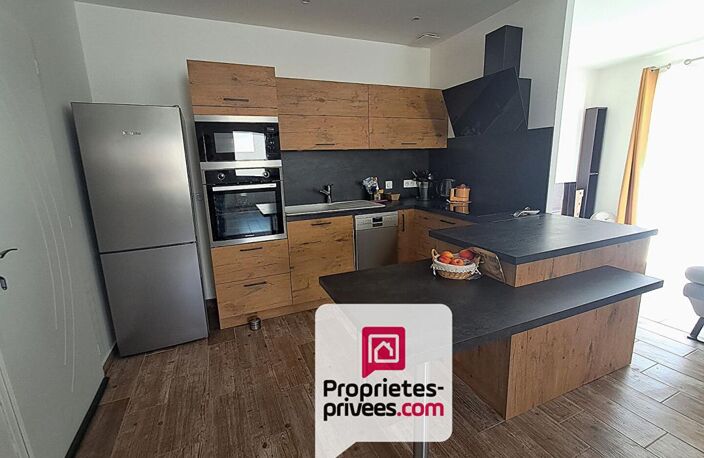 MAISON CONTEMPORAINE  TRES RECENTE 98 M2 3 CHAMBRES INTRA MUROS FONTENAY LE COMTE — photo 4