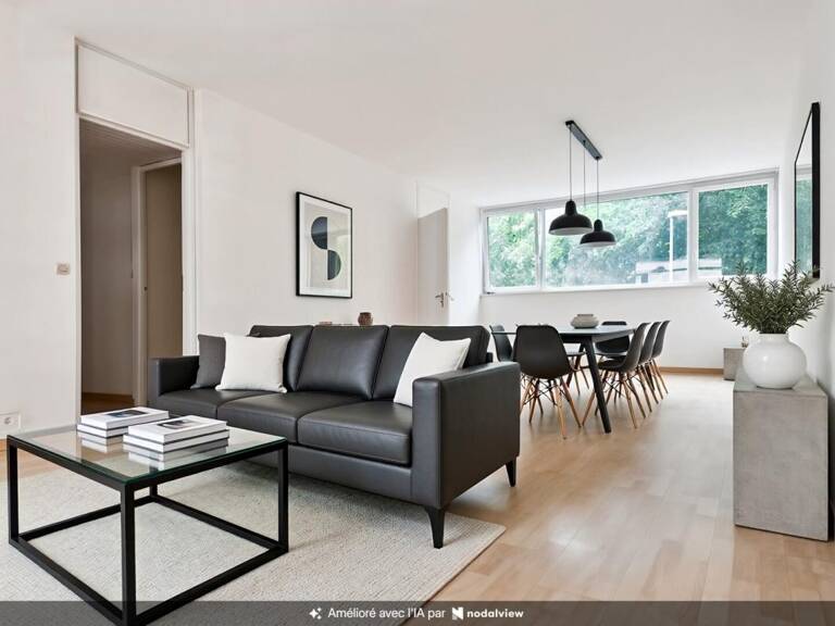 Tourcoing Secteur Ma Campagne, Appartement de type 2 de 64.43 avec cave et place de parking...m2 — photo 1