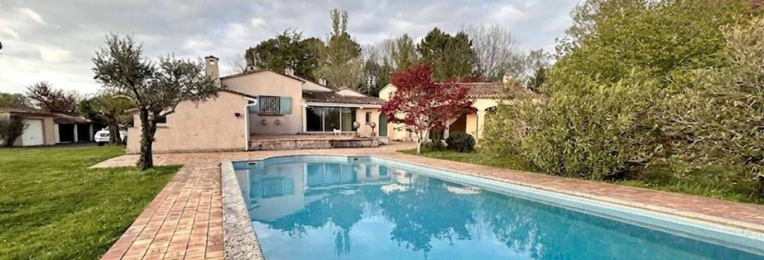 Maison 6 Pièces 300 m² à vendre à Pugnac (33710)