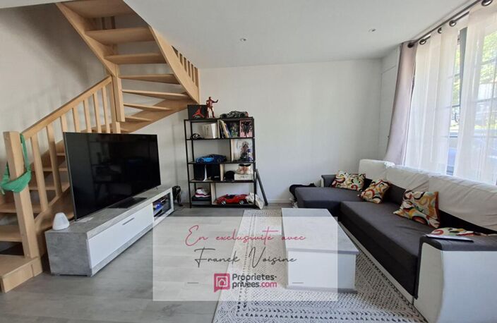 A VENDRE en EXCLUSIVITE à Pouzauges centre ville, immeuble composé de 2 logements indépendants — photo 3