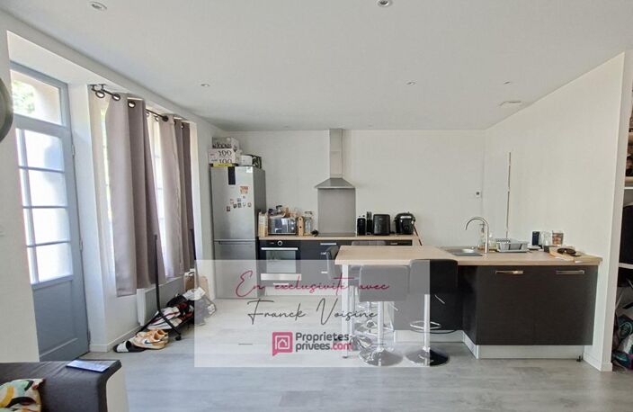 A VENDRE en EXCLUSIVITE à Pouzauges centre ville, immeuble composé de 2 logements indépendants — photo 4