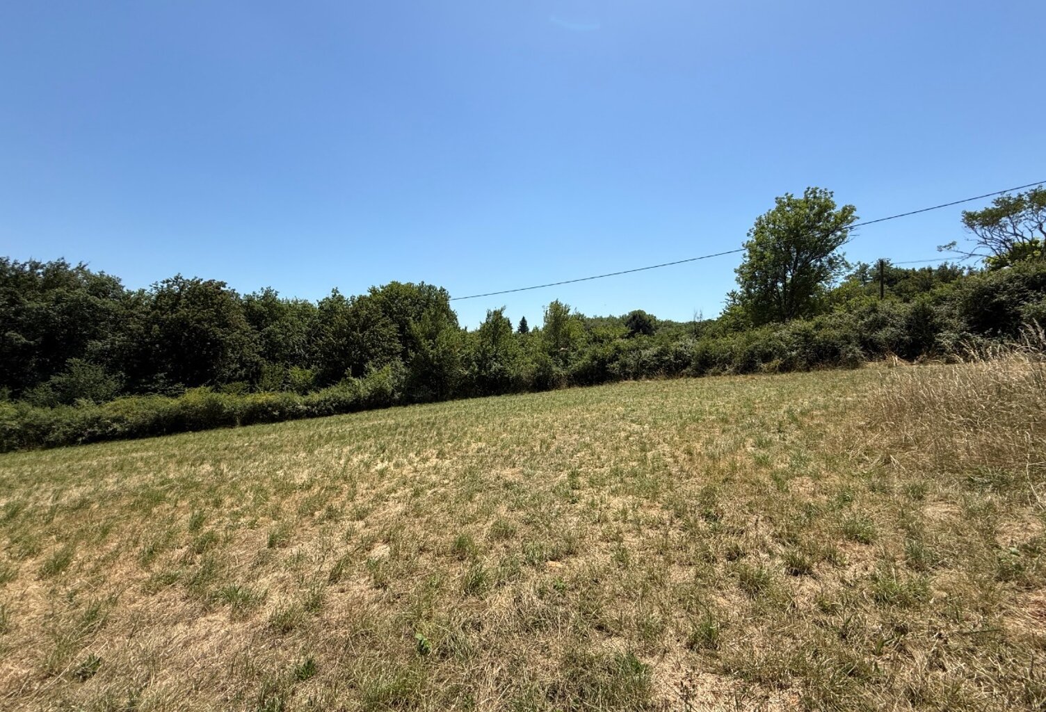 ---- SOUS OFFRE D'ACHAT-----                                                            TERRAIN 3071 M² DONT 1942 M² CONSTRUCTIBLES — photo 1
