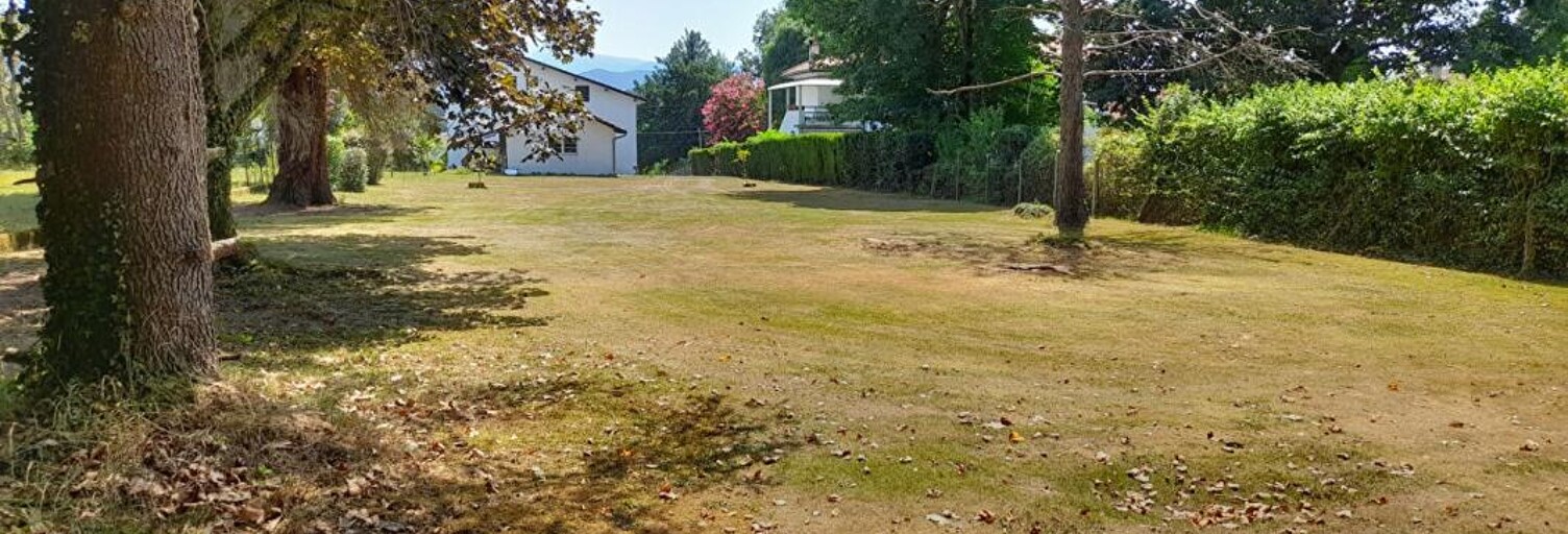Terrain  1000 m² à vendre à Oloron-Sainte-Marie (64400)