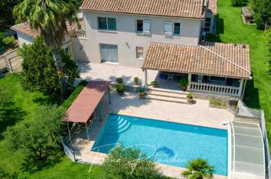 Maison 7 pièces 750000 €