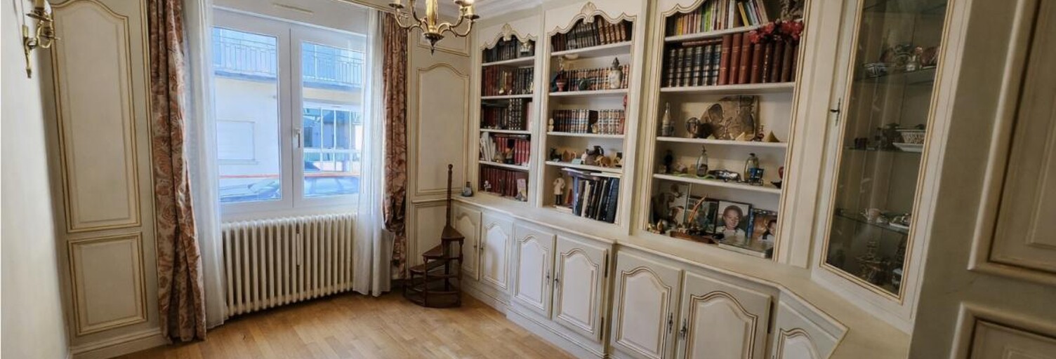 Maison 9 Pièces 184 m² à vendre à Saint-Hilaire-du-Harcouët (50600)