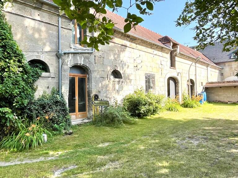 Maison  Longère de 7 pièce(s) 198 m2 -Terrain 868 m² - Dépendances — photo 1
