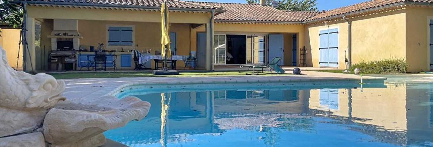 Maison 7 Pièces 220 m² à vendre à Ollières (83470)