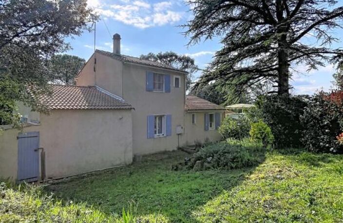 VILLA 115 m²  - TERRAIN 2 136 m² - Double salon - Carport -Fort potentiel - Saint Maximin la Sainte Baume 83470 — photo 3