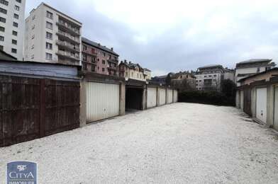 Garage  67 €