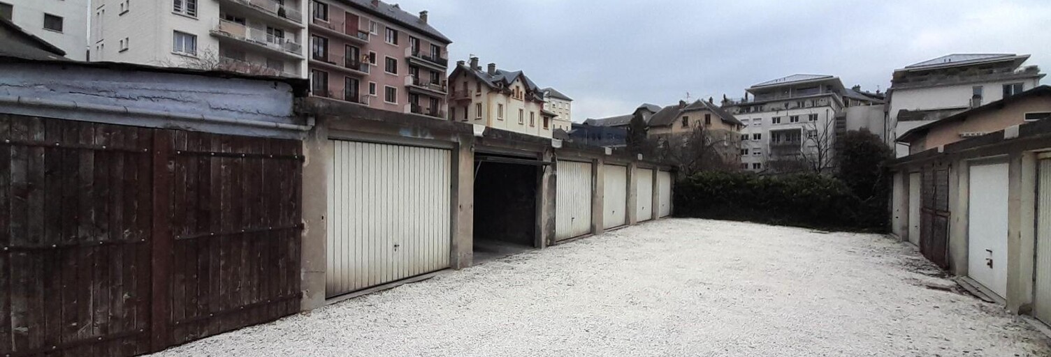 Garage  12 m² à louer à Chambéry (73000)