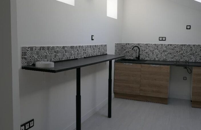 Location appartement 1 pièce 20 m² à Saint-Étienne (42000) — photo 3