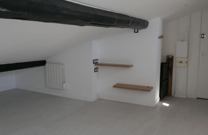 Location appartement 1 pièce 20 m² à Saint-Étienne (42000) — photo 4