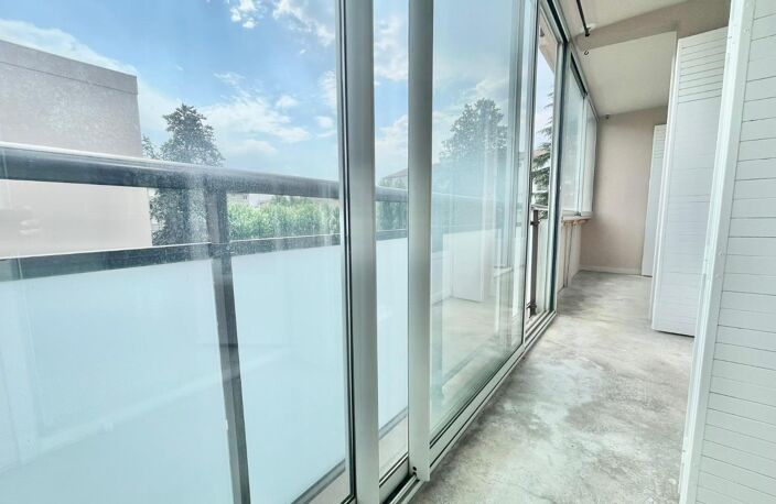 Location appartement 4 pièces 75 m² à Guilherand-Granges (07500) — photo 4