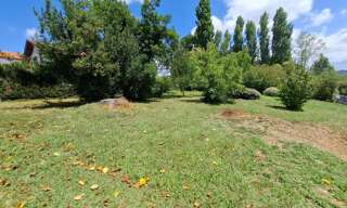 Terrain  1000 m² à vendre à Saint-Pierre-d'Irube (64990)