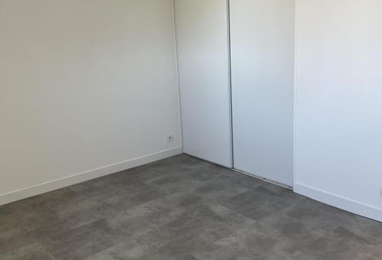 studio à louer à la Châtre Langlin — photo 1
