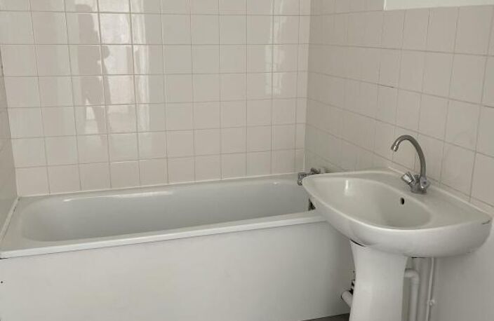 studio à louer à la Châtre Langlin — photo 4