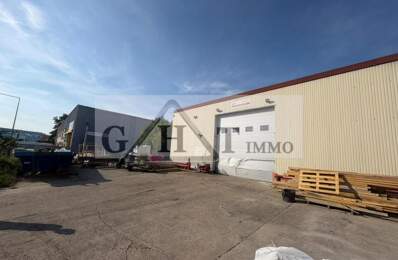 ENTREPOT BUREAUX 900 m2 A LA VENTE A CHENNEVIÈRES-SUR-MARNE — photo du bien